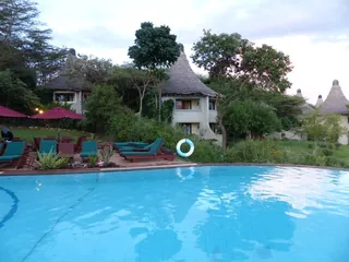 Villa 4 chambres avec piscine · Ngaliema thumbnail 2
