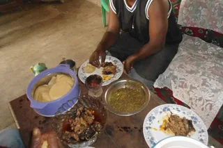 Fufu, pondu et poisson salé thumbnail 2